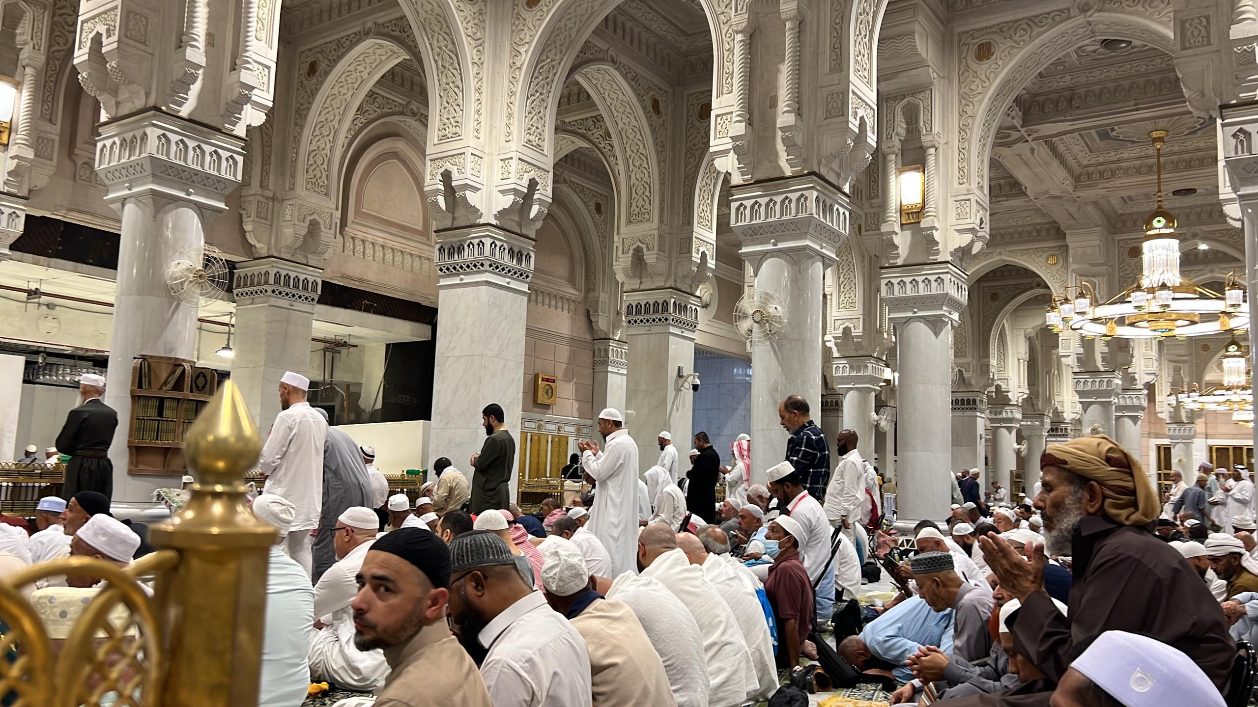 Umrah Platinum slide 5